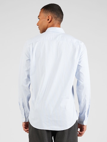 Coupe regular Chemise GAP en bleu