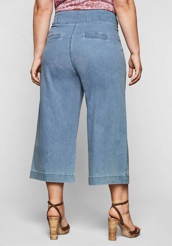 SHEEGO Regular Jeans in Blau