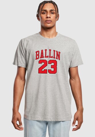 pilka Mister Tee Standartinis modelis Marškinėliai 'Ballin 23': priekis