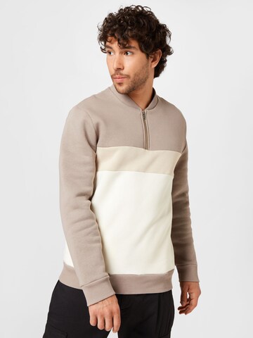 BURTON MENSWEAR LONDON Sweatshirt in Braun: Vorderseite