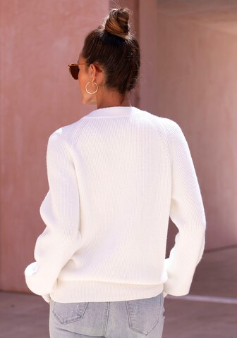 LASCANA Пуловер в бяло