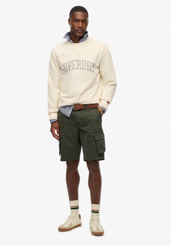 Sweat-shirt 'Athletic Essentials' Superdry en blanc