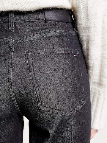 TOMMY HILFIGER Tapered Jeans 'Gramercy' in Zwart