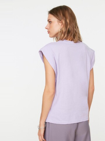 Tricou de la Trendyol pe mov