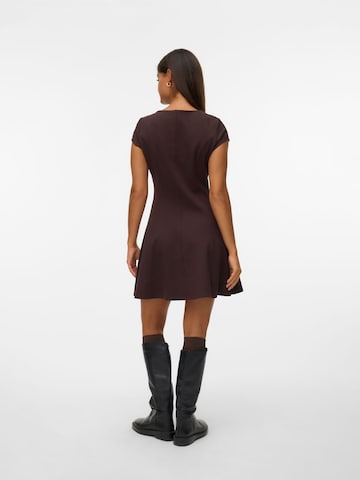 VERO MODA Jurk 'VMJAZLYN' in Bruin