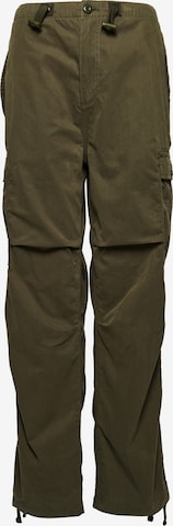 Superdry Loose fit Cargo trousers in Green: front