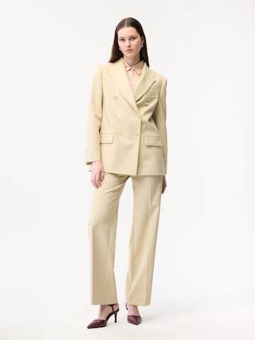 adl Blazers in Beige