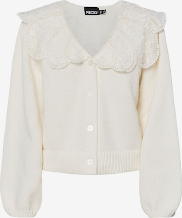 Cardigan 'PCABBY' PIECES en blanc : devant