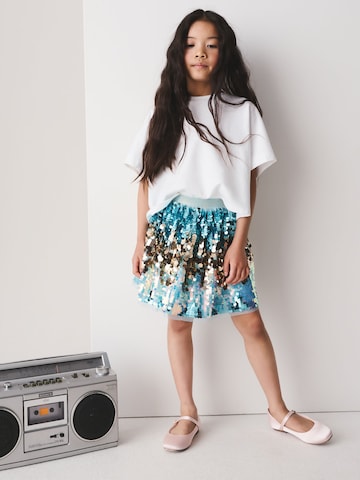 Next Rok in Blauw