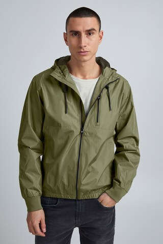 11 Project Between-Season Jacket 'Carlson' in Green: front