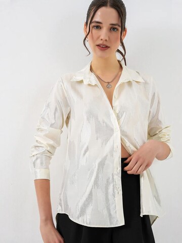 Bigdart Shirt in White