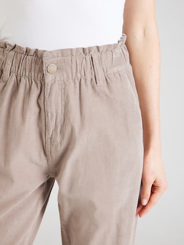 Sublevel Tapered Hose in Beige