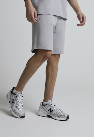 Regular Pantalon 'CENERELLO' Alessandro Zavetti en gris