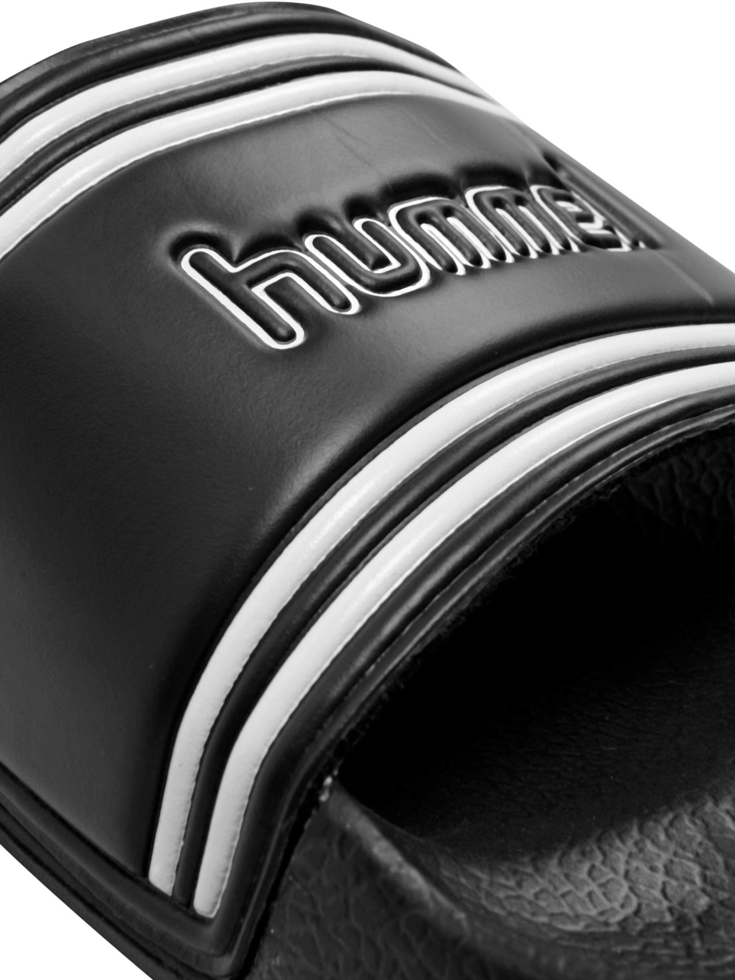 Hummel Badeschuh in Schwarz