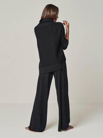 YOU LOOK PERFECT Leisure suit 'LOUNGEWEAR SET  - Pullover Bailey & Pants Bailey' in Black