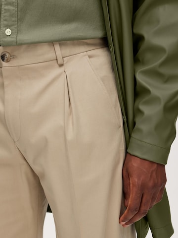 SELECTED HOMME Regular Trousers with creases 'GIBSON' in Beige
