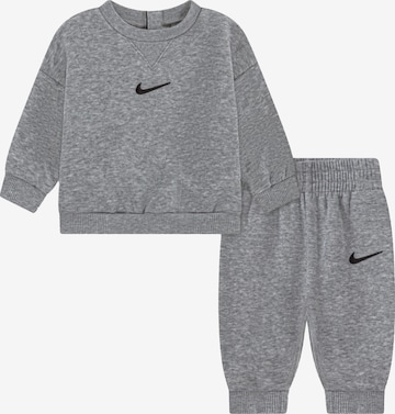 Nike Sportswear Jogging ruhák 'ESSENTIAL' - szürke: elől