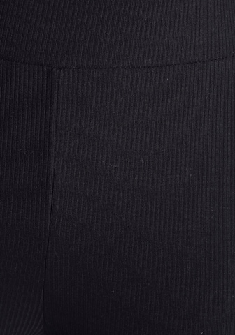 LASCANA Skinny Strój domowy w kolorze czarny