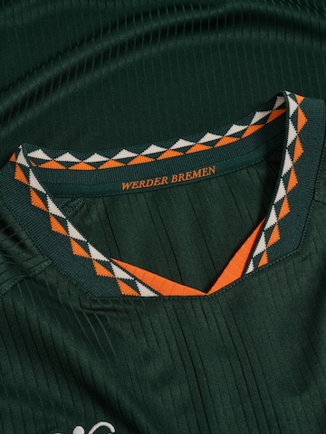 Hummel Performance Shirt in Green