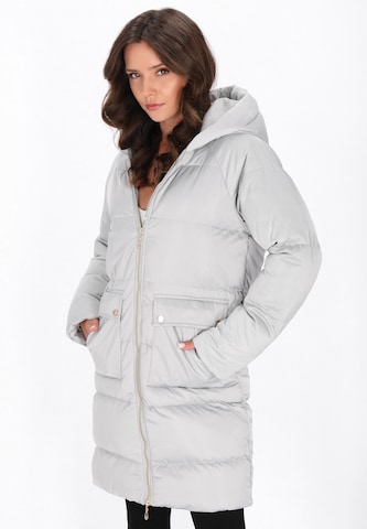 Manteau d’hiver faina en blanc : devant