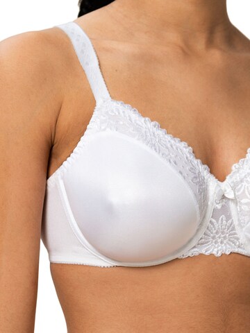 TRIUMPH Minimiser Bra in White