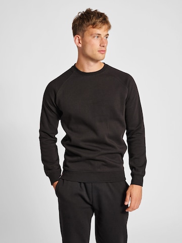 Hummel Sweatshirt in Black: front