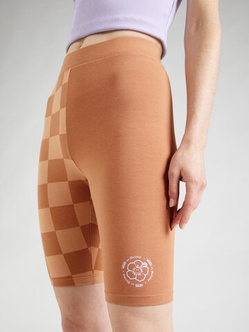 VANS Skinny Leggings 'EM ON HOLIDAY' in Oranje