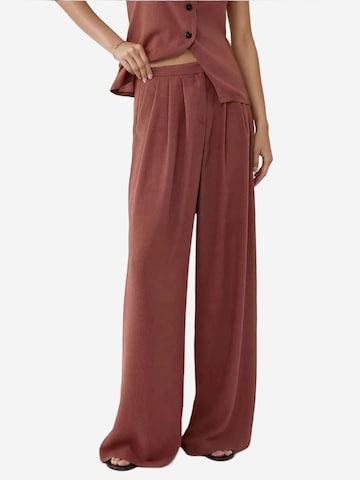 Wide leg Pantaloni con pieghe di Hiccup in marrone: frontale