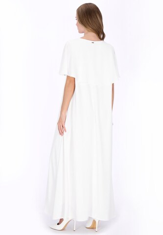 Robe DreiMaster Klassik en blanc