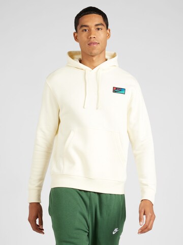 Nike Sportswear Collegepaita 'CLUB+' värissä valkoinen: edessä
