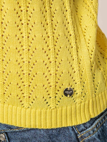 Deeluxe Top 'Kishi' in Geel