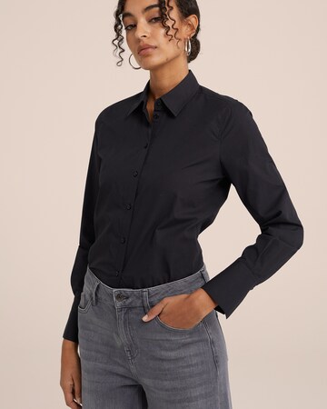 WE Fashion Blouse in Zwart: voorkant