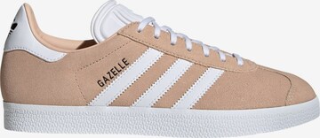 ADIDAS ORIGINALS Trampki niskie 'Gazelle' w kolorze beżowy