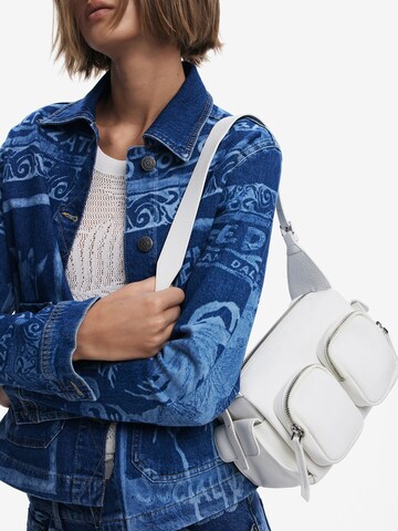 Desigual Наплечная сумка в Белый
