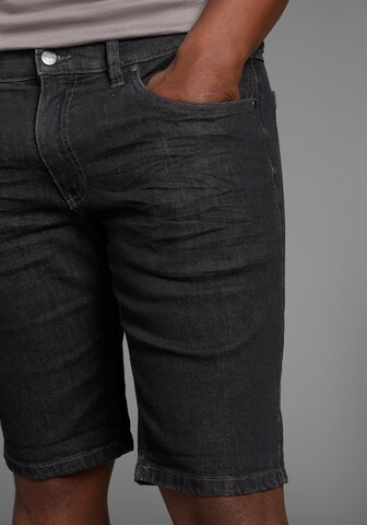 ARIZONA Regular Shorts in Schwarz