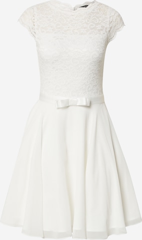 SWING Dress in White: front