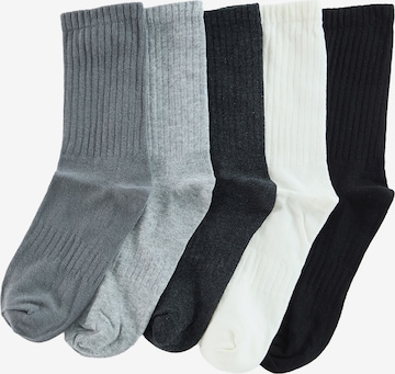 Trendyol Socken in Grau: Vorderseite