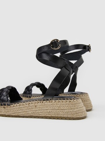 Pepe Jeans Sandals in Black