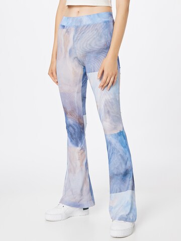 Monki Flared Pants in Blue: front