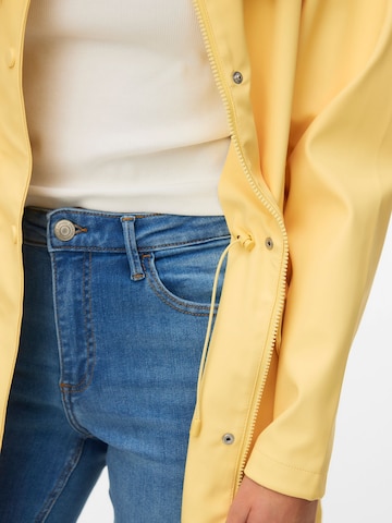 VERO MODA Between-Season Jacket 'VMMalou' in Yellow