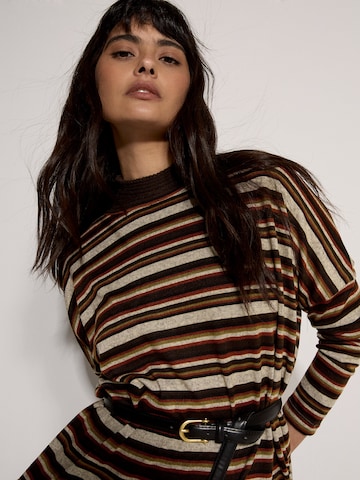 Pull-over Apricot en marron : devant