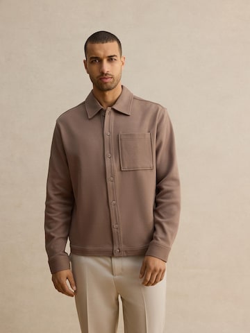 DAN FOX APPAREL Regular fit Srajca 'Marco' | rjava barva: sprednja stran