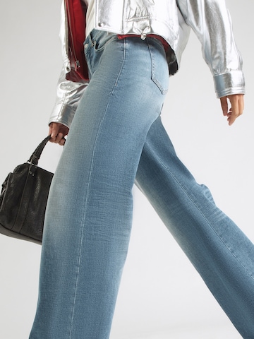 DIESEL Wide Leg Jeans '1978 D-AKEMI' in Blau