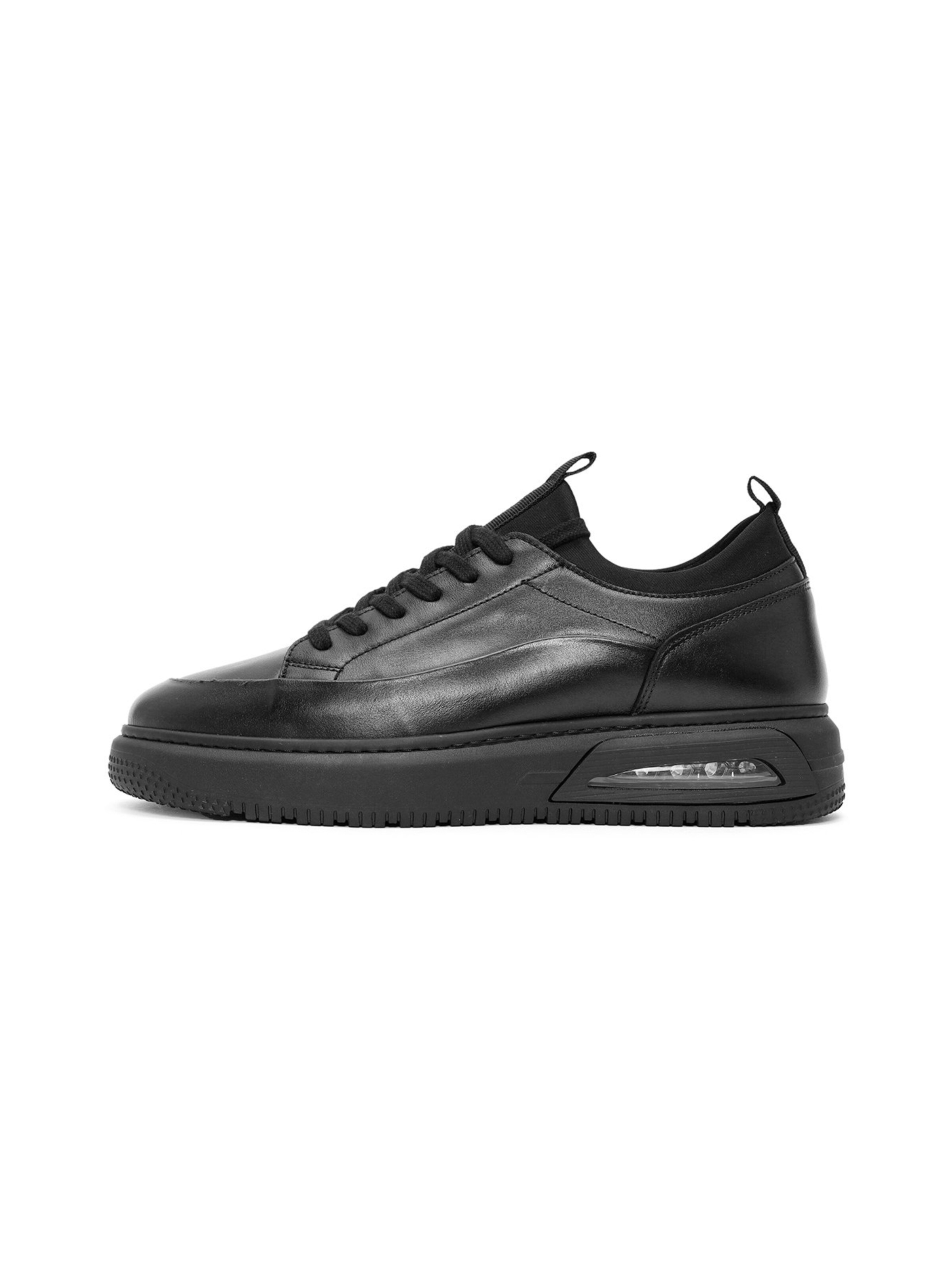 Sneaker bassa di Derimod in nero: frontale