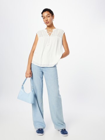 COMMA Bluse in Weiß