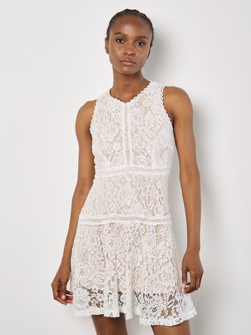 Apricot Cocktail Dress in White: front