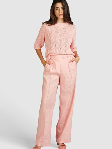 MARC AUREL Loose fit Pleat-Front Pants in Pink