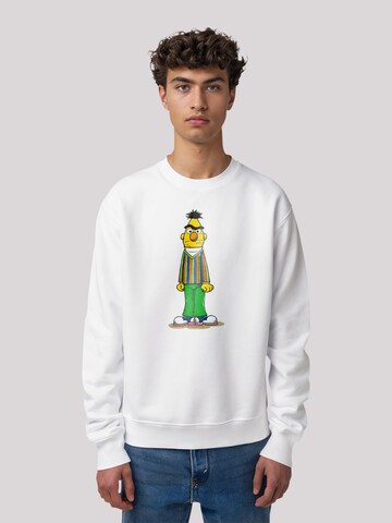 F4NT4STIC Sweatshirt 'Sesamstraße Bert Angrie' in Weiß: Vorderseite