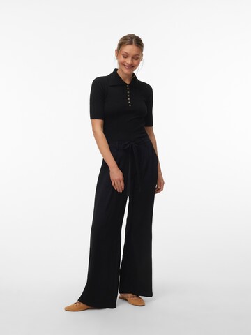 Wide Leg Pantalon à pince 'VMJadina' VERO MODA en noir