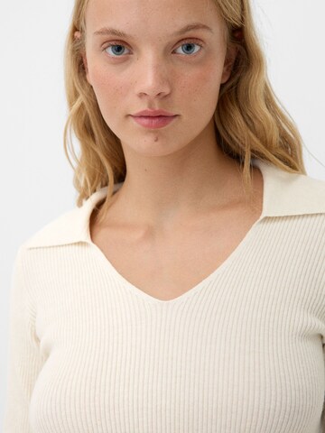 Pull-over Bershka en beige